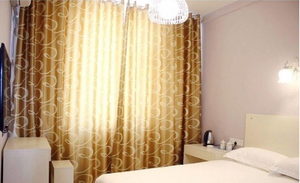 Luoyang Love Me Fashion Hotel Luoyang (Henan) Exterior photo